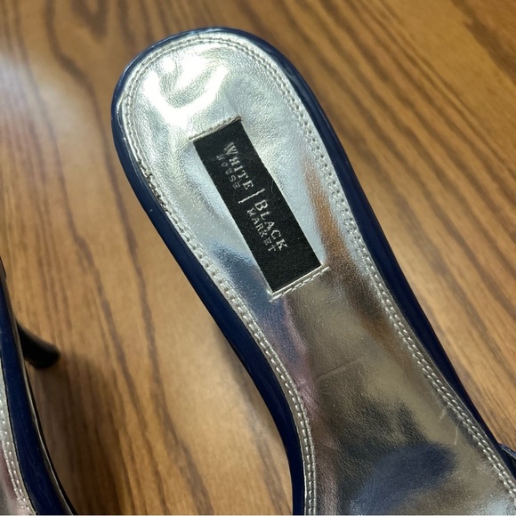 White House Black Market Prescot Blue Snakeskin Slip On Heels Size 8.5M - Picture 4 of 6